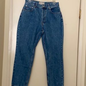 Everlane The Curvy 90’s Cheeky Jean Cropped